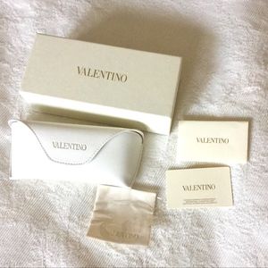 VALENTINO Sunglasses Case new in box